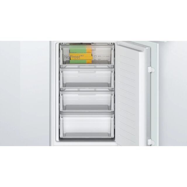Bosch KIN85NSE0G Integrated Fridge Freezer 50:50 Sliding Hinge
