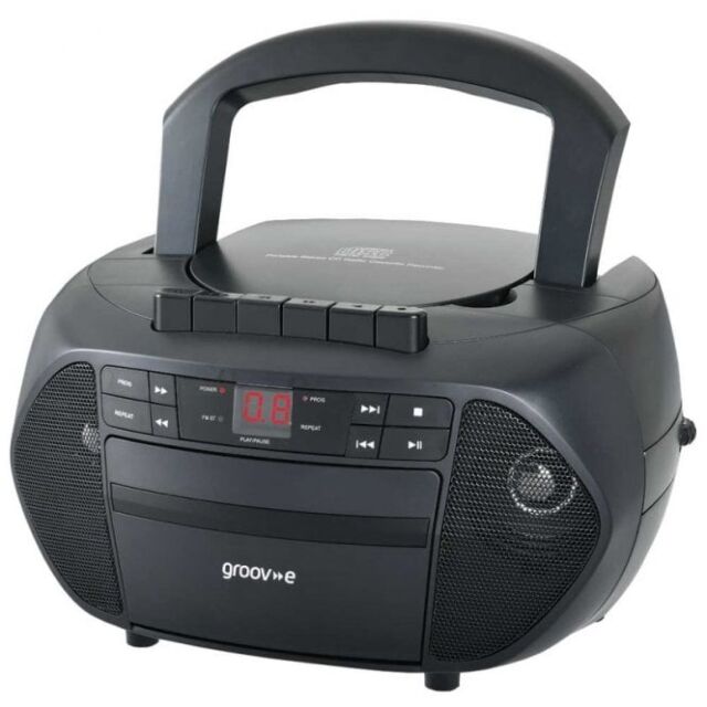 Groove GVPS833BK Radio Cassette CD Player