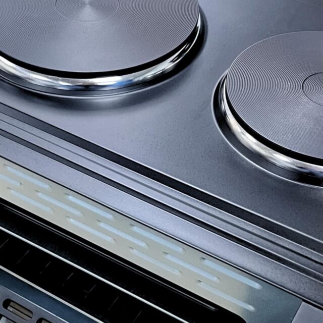 Hamilton Beach HB28HDB Table Top Oven + Hob (Can be used simultaneously)
