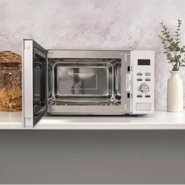 Hamilton Beach HB30FUXP04S Microwave St/Steel Interior 30l in Silver