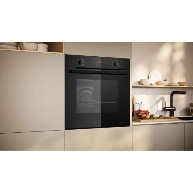 Neff B2DCG7AK3B Single Oven in Black