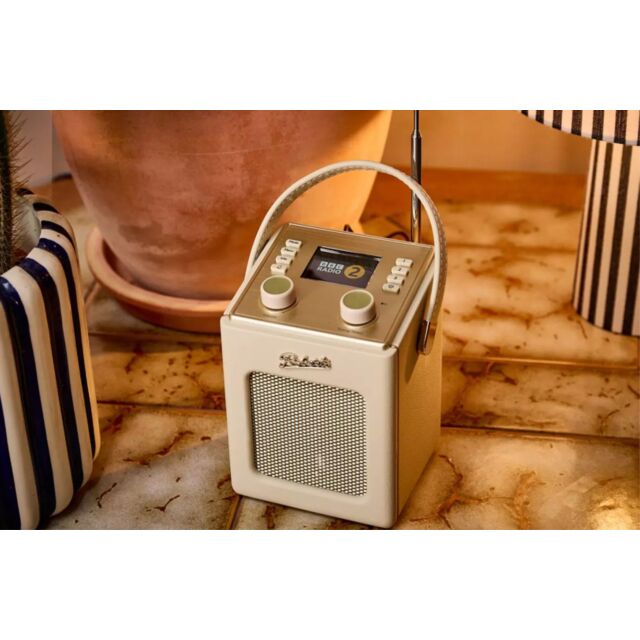 Roberts REVMINI2PC Revival Mini 2 Radio DAB+ FM Bluetooth in Pastel Cream