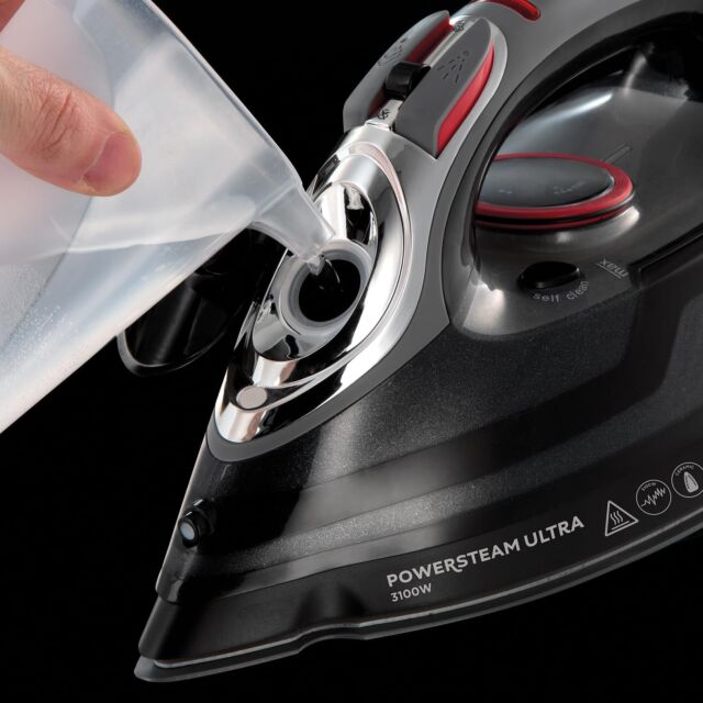 Russell Hobbs 20630 Iron Powersteam Ultra Steam Iron