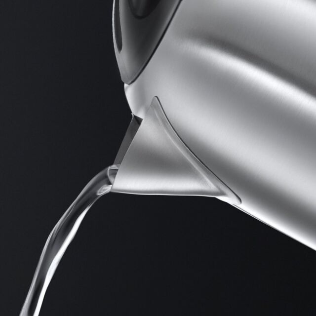 Russell Hobbs 23910 Kettle Brushed Stainless Steel 1.7l